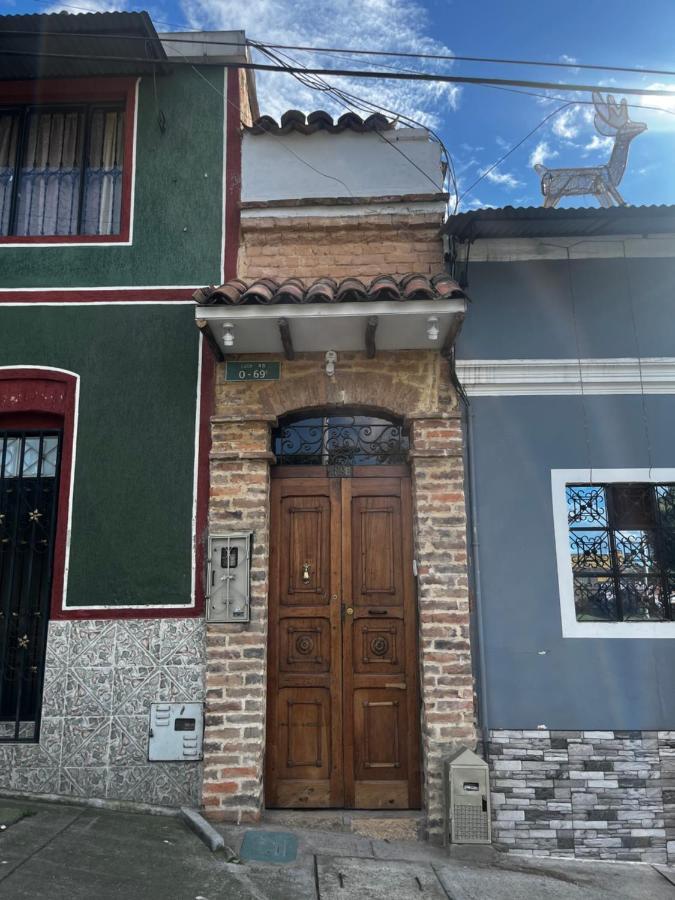 Casa De Lourdes - La Candelaria Μπογκοτά Εξωτερικό φωτογραφία